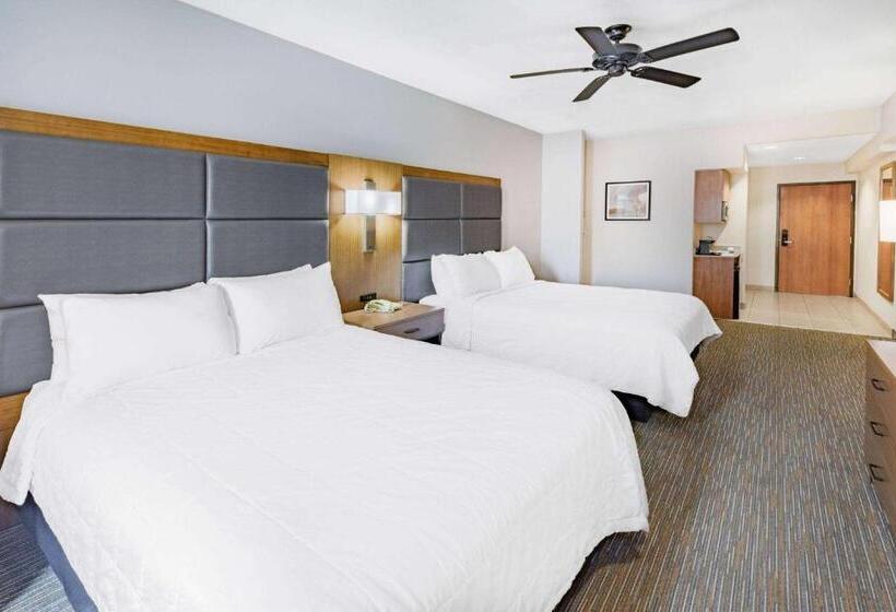 هتل Wingate By Wyndham Houston Bush Intercontinental Airport