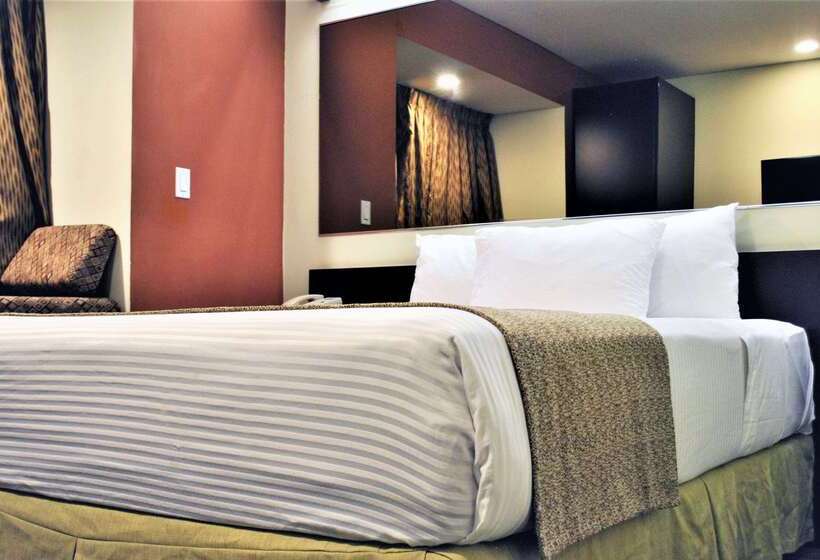 Microtel Inn And Suites By Wyndham Toluca