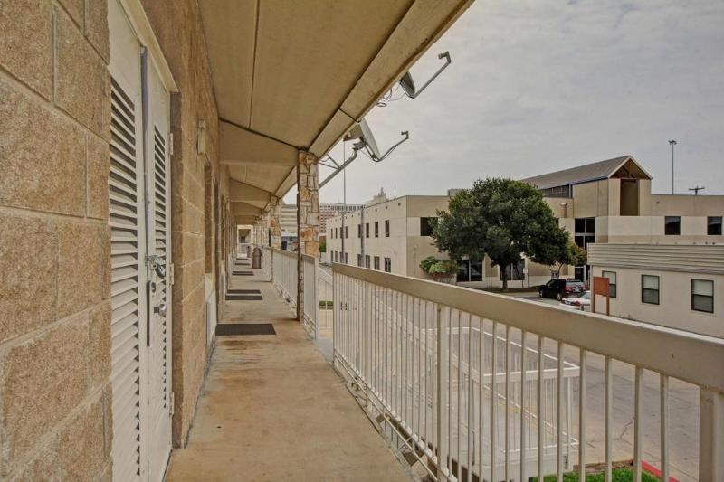 Motel 6 San Antonio, Tx  Downtown  Market Square