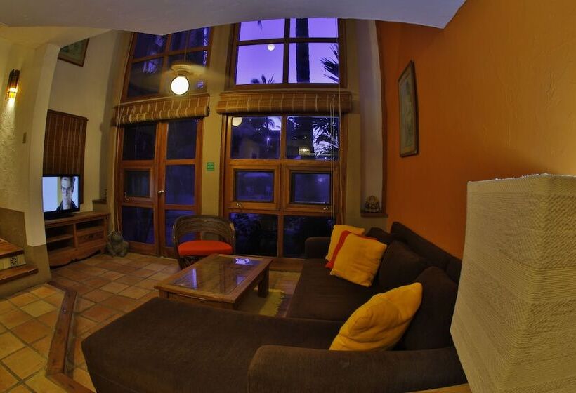 Villas El Rancho Green Resort