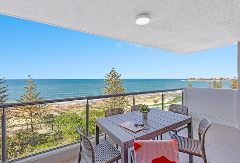 Northwind Beachfront Apartments