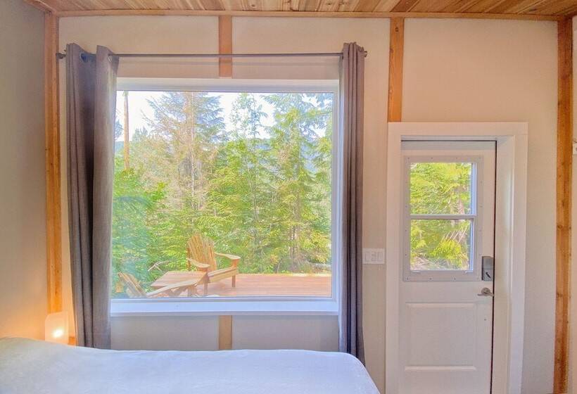 Woodland Cabins