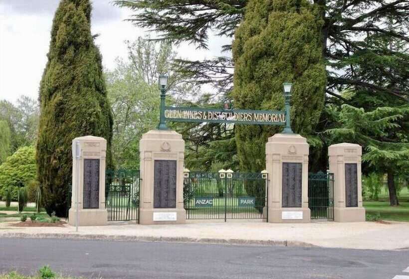 فندق Charlesworth On The Park