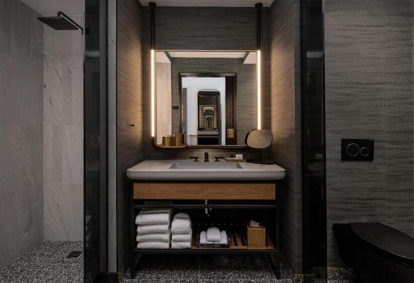 هتل Thompson Austin, By Hyatt