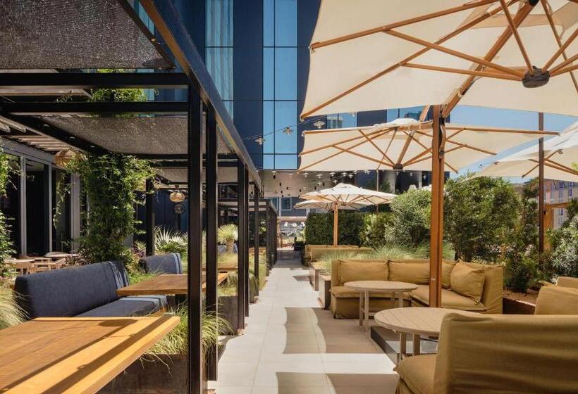 هتل Thompson Austin, By Hyatt