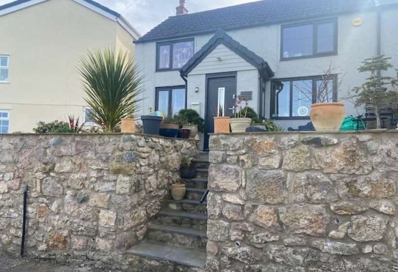Spacious 2bed Cottage In Conwy, North Wales