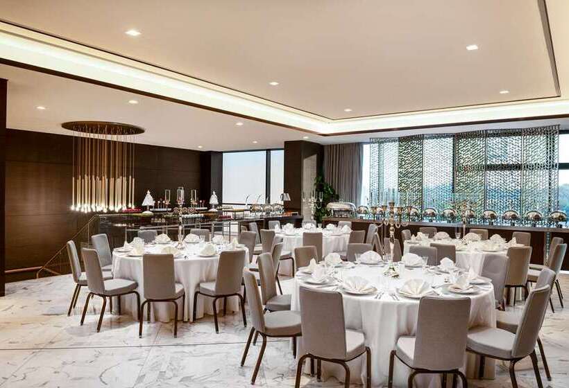 فندق Waldorf Astoria Kuwait