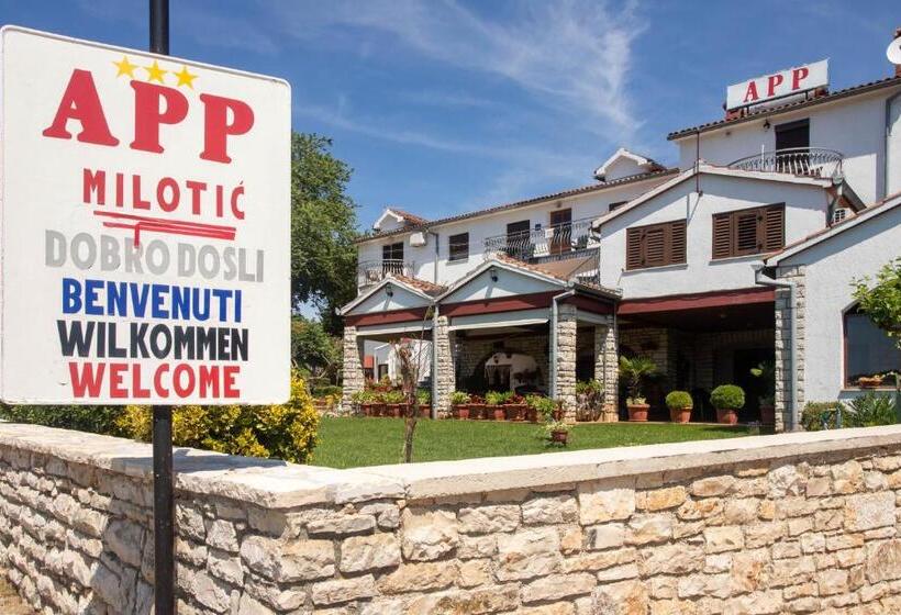 פנסיון Guest House Milotic