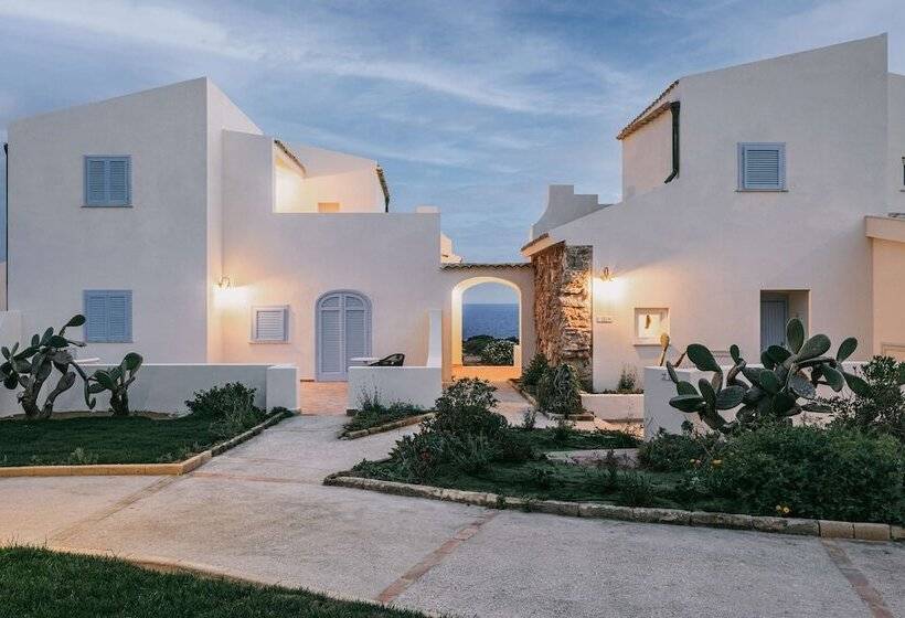 هتل Mangia S Favignana Resort
