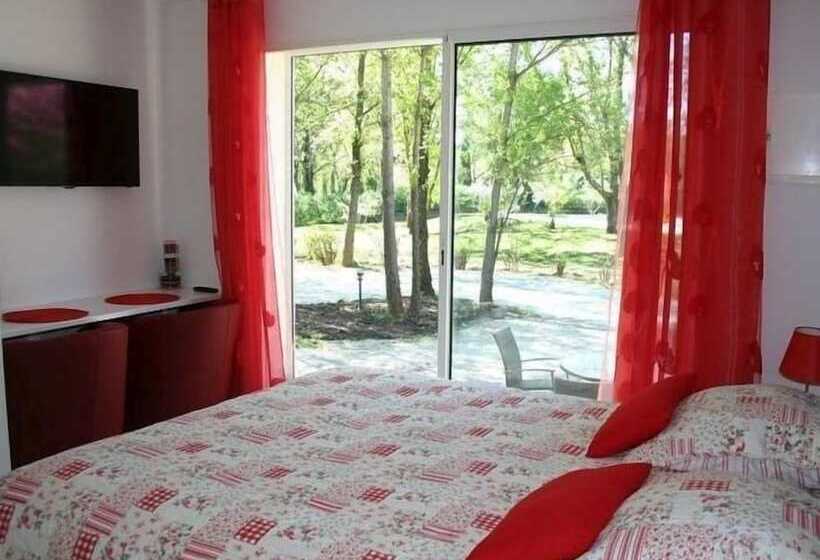 בית מלון כפרי A La Verte Campagne   Appartements / Gîtes