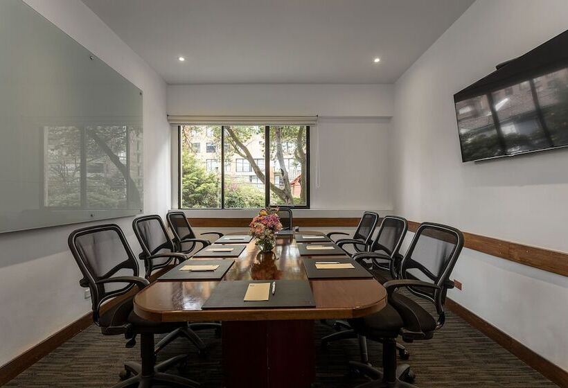 فندق Bh La Quinta