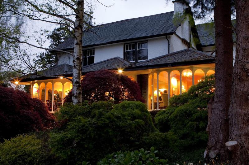 Burn How Garden Hotel   Bowness On Windermere