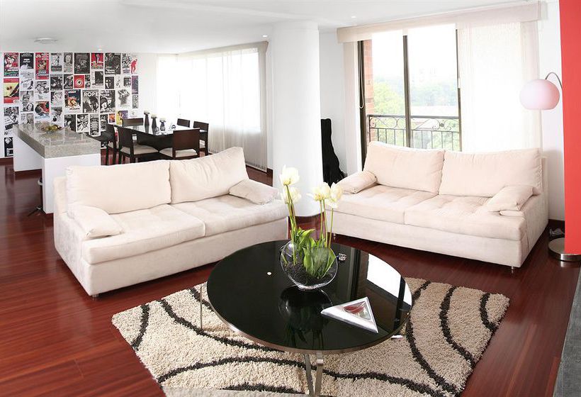 هتل Celebrities Suites