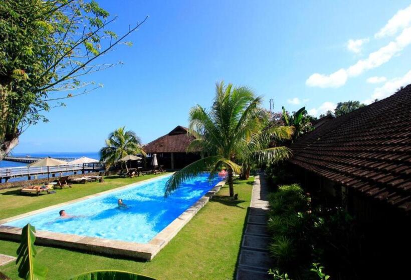 هتل Cocotinos Manado