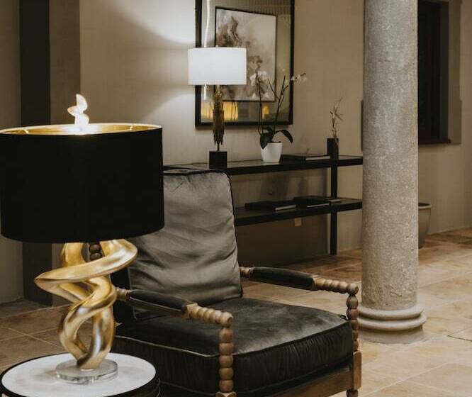 Отель Dos Patios Queretaro Curamoria Collection