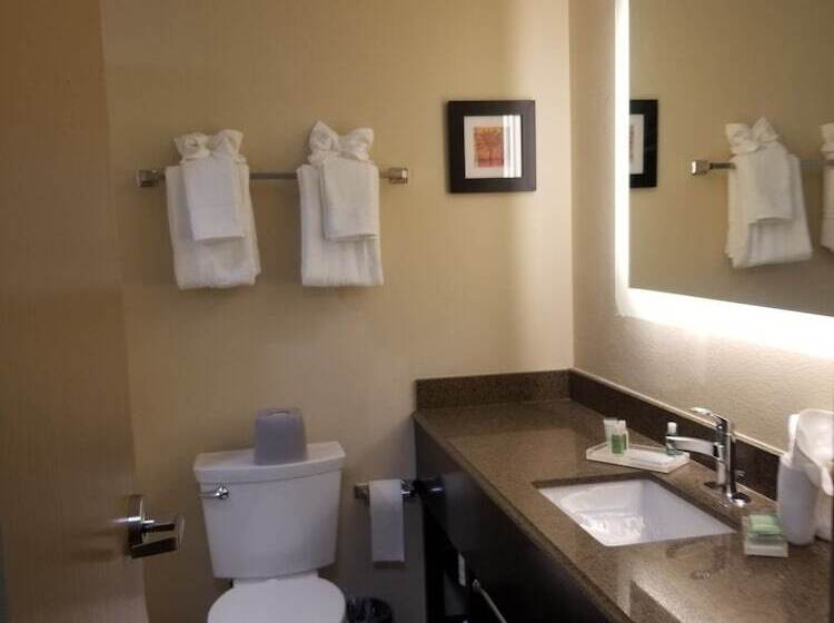 فندق Holiday Inn Poughkeepsie, An Ihg
