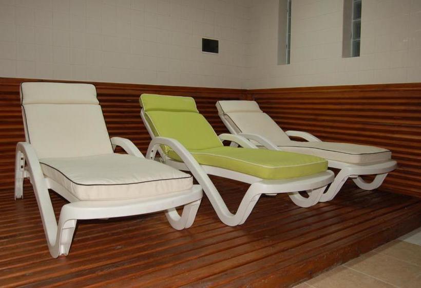 فندق Hosteria & Spa Plaza Esquel