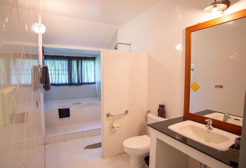 هتل Narittaya Resort And Spa