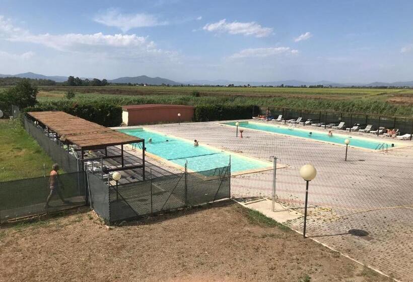 فندق Residence Il Tombolo