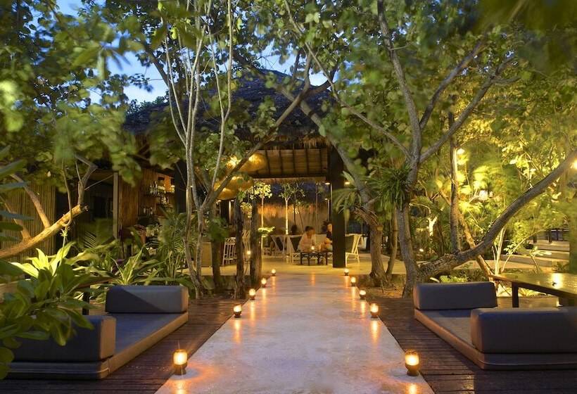 בית מלון כפרי Sevenseas Resort Koh Kradan