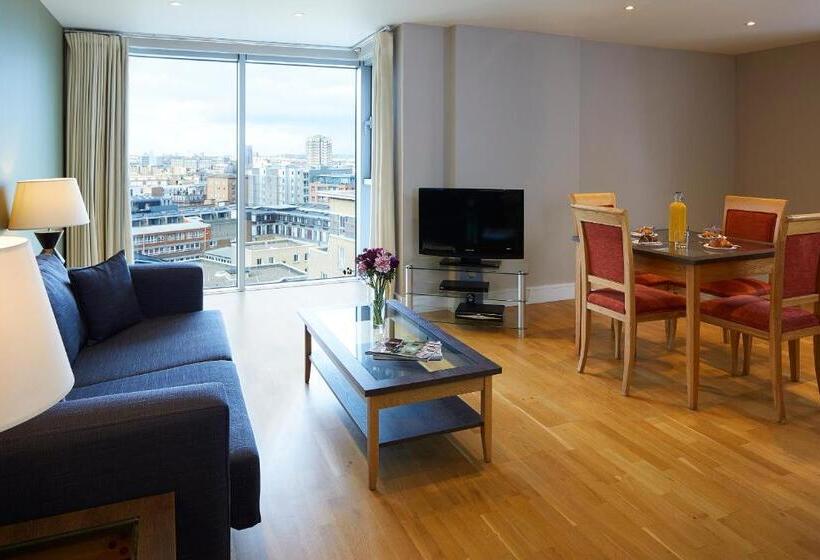 Marlin Aldgate Tower Bridge