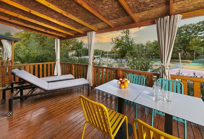 هتل Aminess Style Glamping Villas & Holiday Homes Atea