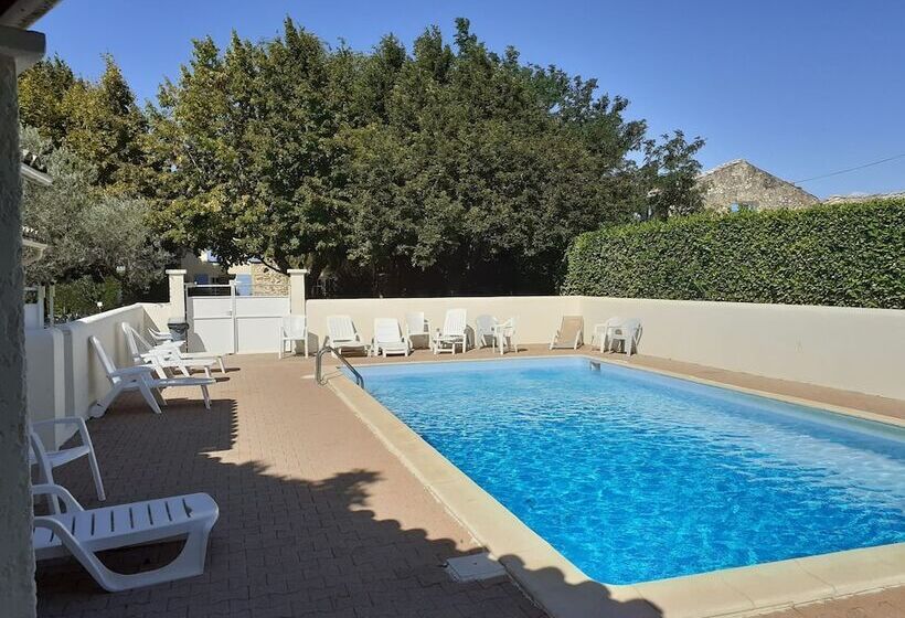 פנסיון Le Mas Du Sillot