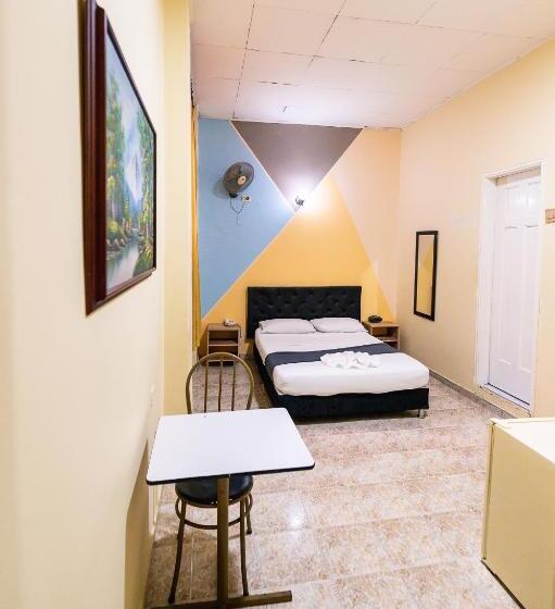 هتل Calle Real Suite