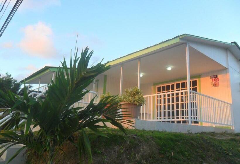 هتل Posada Caribbean Refuge