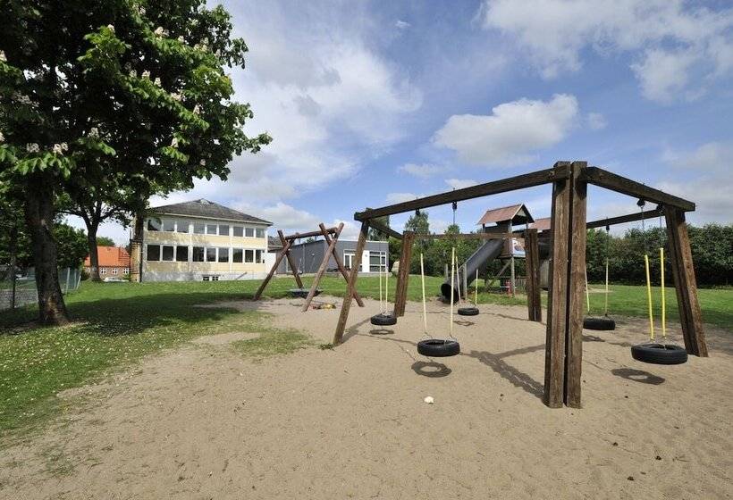 בית מלון כפרי Thyregod Kursuscenter