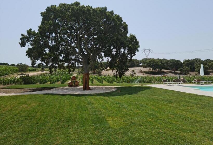 تختخواب و صبحانه La Vinia Bed&wine Experience   Adults Only