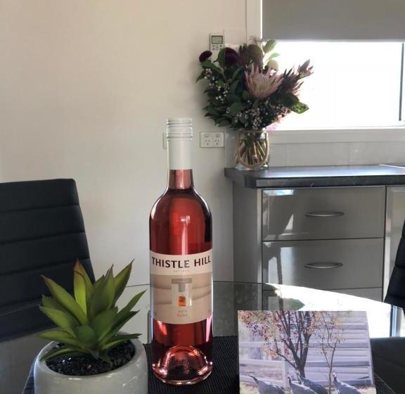 مبيت وإفطار Rosewood Cottage