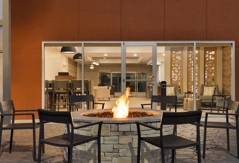 בית מלון כפרי Candlewood Suites   Lexington   Medical District, An Ihg