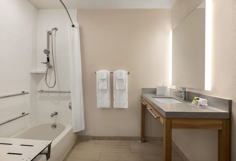 בית מלון כפרי Candlewood Suites   Lexington   Medical District, An Ihg