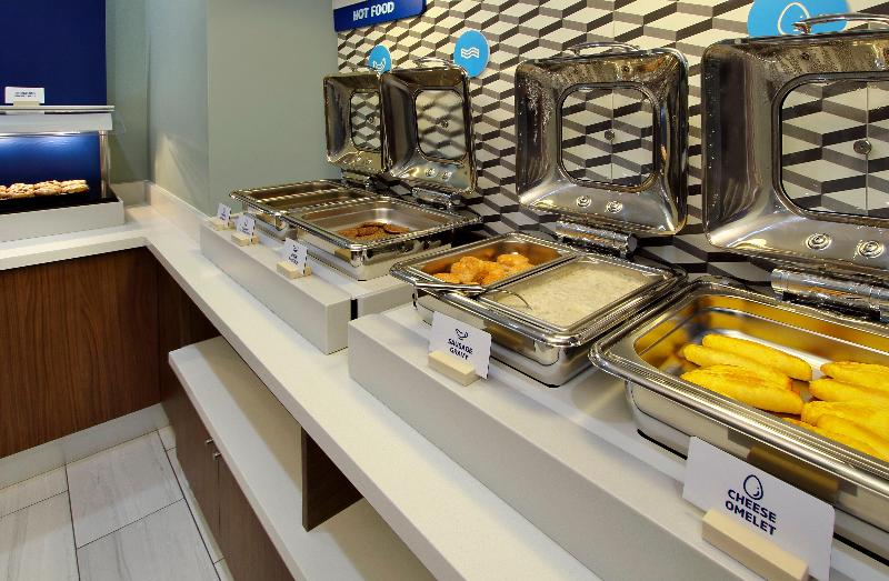 בית מלון כפרי Holiday Inn Express & Suites   San Jose Silicon Valley, An Ihg