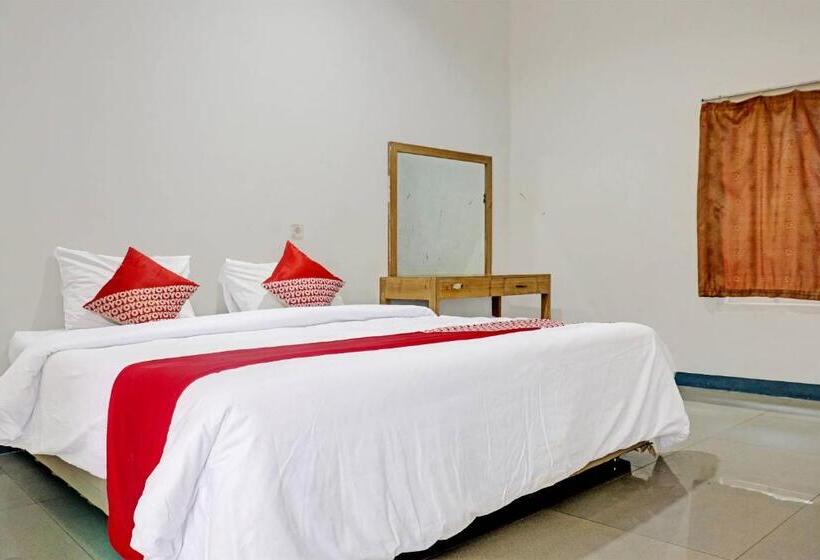 هتل Oyo 90483 Homestay Permata