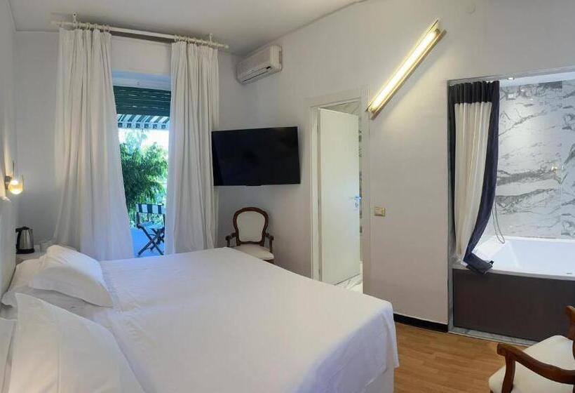 فندق Eveline 2 Piscina Privata O Jacuzzi