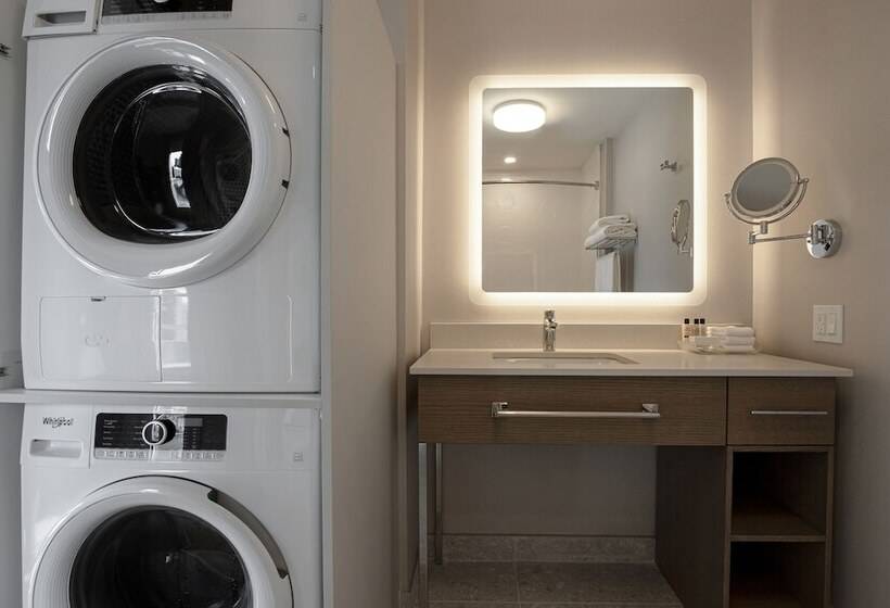 בית מלון כפרי Homewood Suites By Hilton Montreal Downtown, Qc