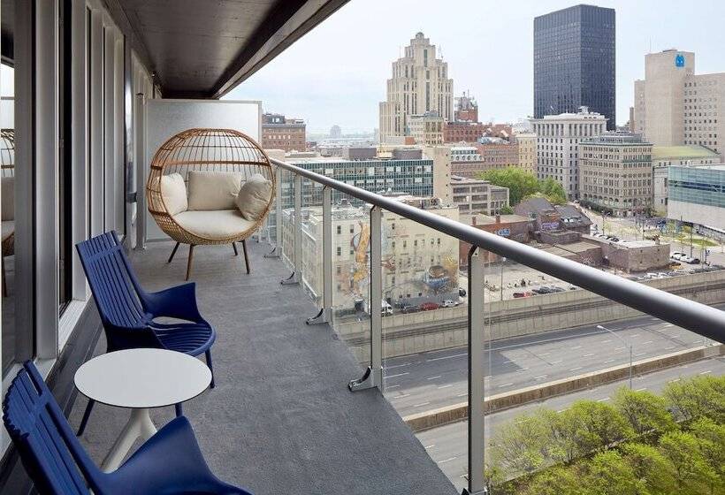 בית מלון כפרי Homewood Suites By Hilton Montreal Downtown, Qc