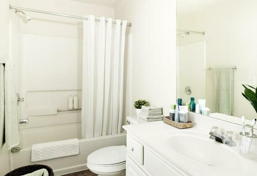 בית מלון כפרי Intown Suites Extended Stay Richmond Va   Chester