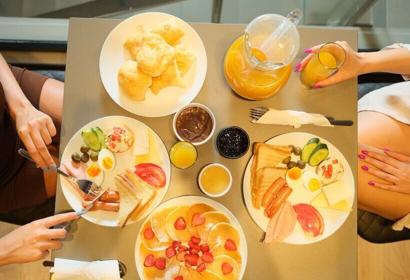 בית מלון כפרי The Central View Boutique