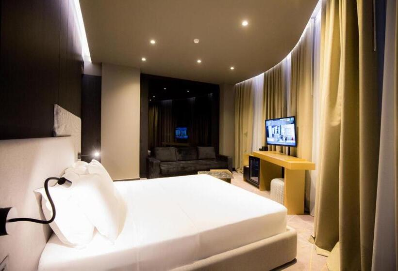 בית מלון כפרי The Central View Boutique