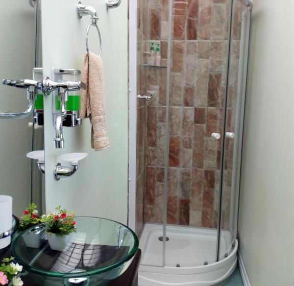 פנסיון Amazonas Explorers Leticia