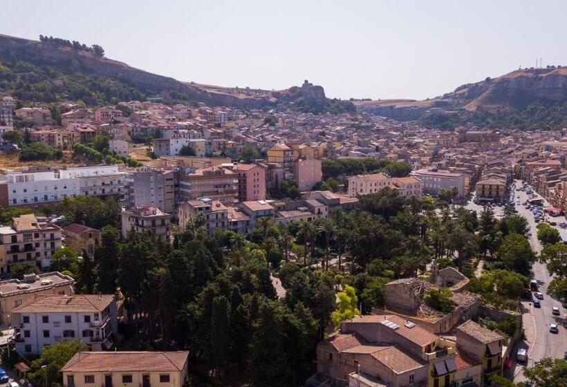 مبيت وإفطار Corleone Guesthouse