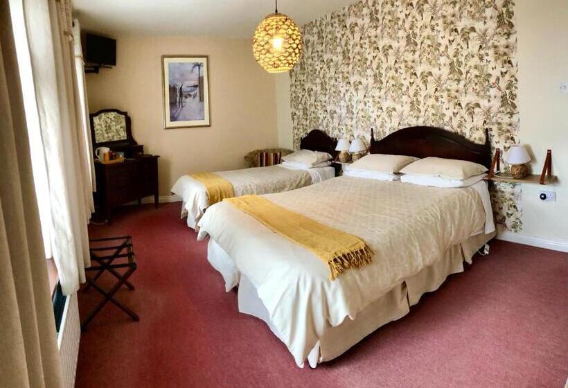 مبيت وإفطار Derrynane Bay House