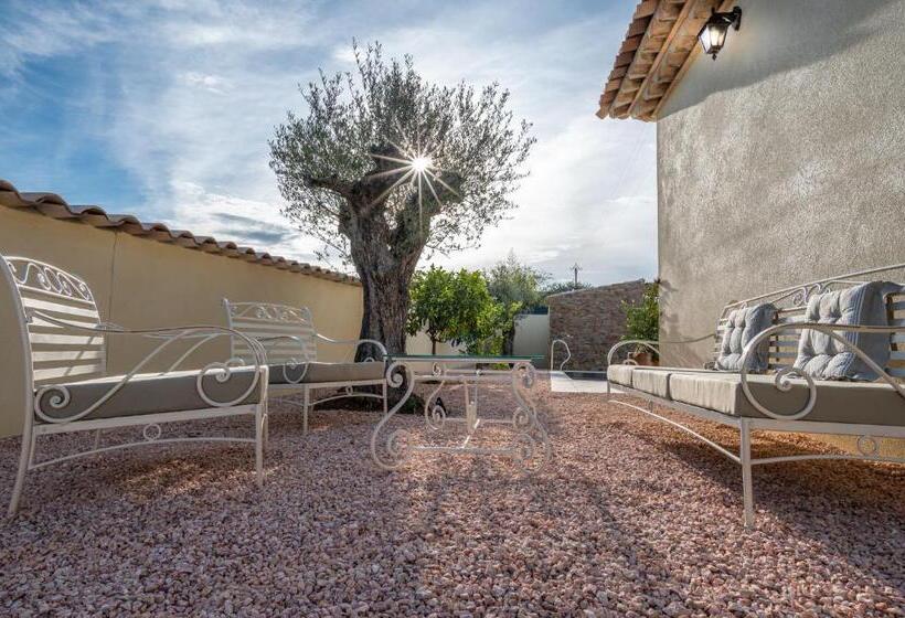 住宿加早餐  La Bastide Du Rocher Boutique Hôtel & Spa