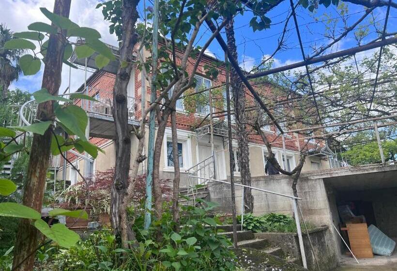 پانسیون Tskaltubo Terrace