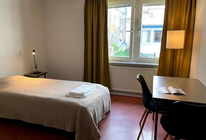 هتل N Hostel Malmö City