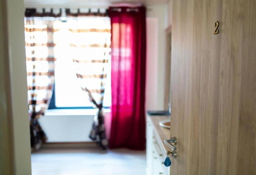 פנסיון Casa Angy