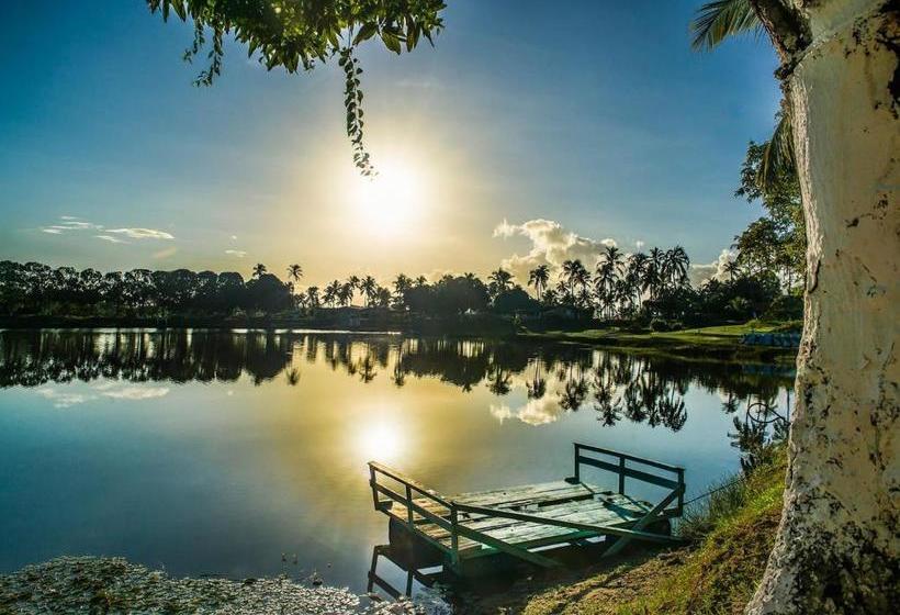 Resort Fiore   Por Mme Hospitalidade